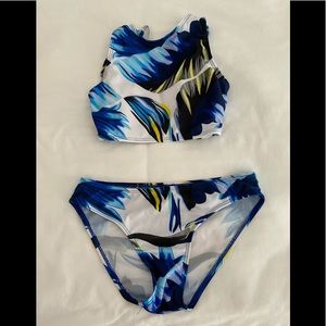 summery print bikini set